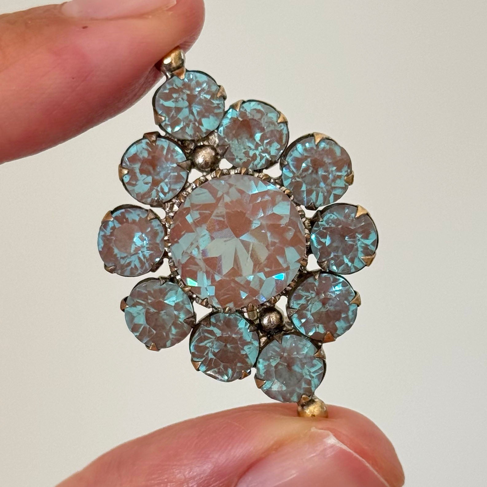 Antique Edwardian Saphiret Glass Eye Brooch