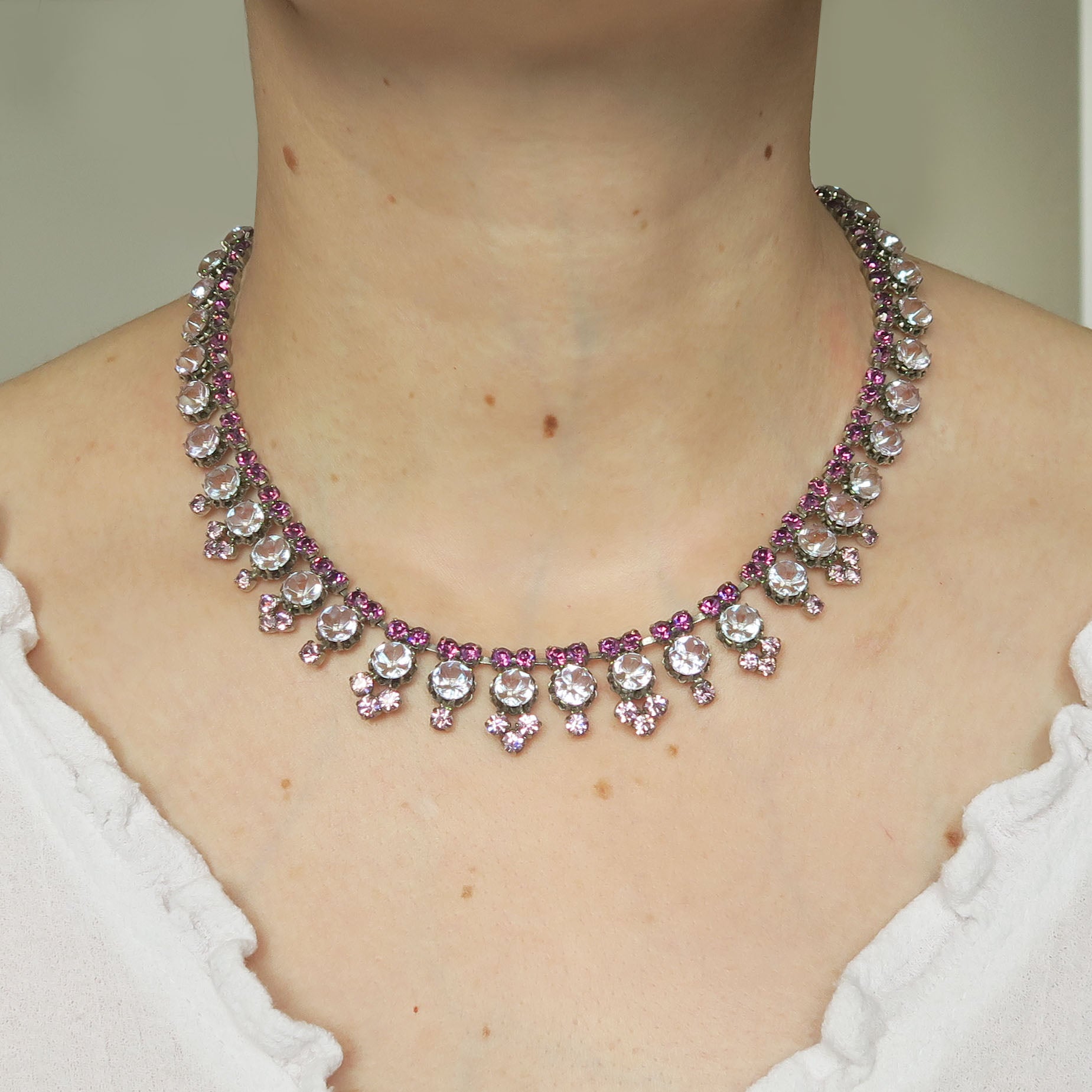 Vintage Sappharine Saphiret Glass Necklace & Earrings Set